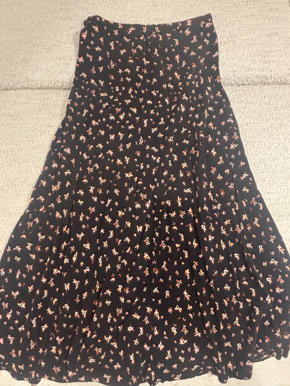 Billabong Black Floral Maxi skirt